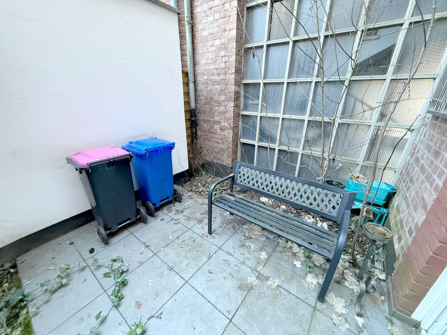 Ansicht 3 von: Ebenerdige Bürofläche mit Terrasse im Erdgeschoss in zentraler Lage der Neusser Innenstadt